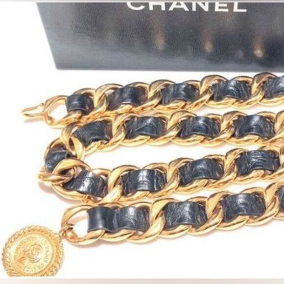 Chanel Jumbo Chain Belt Runway Medallion Necklace - Picture 1 of 11